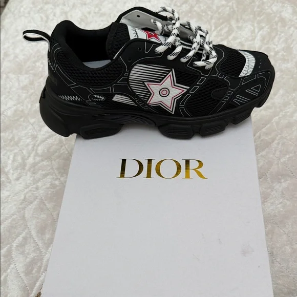 1:1 high quality Dior Black and White Star Sneakers, women/men 40-41 - Picture 6 of 9